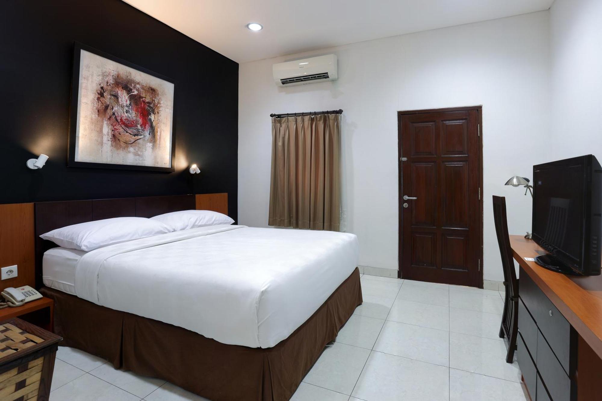 Jambuluwuk Residence Menteng Jakarta Exterior photo